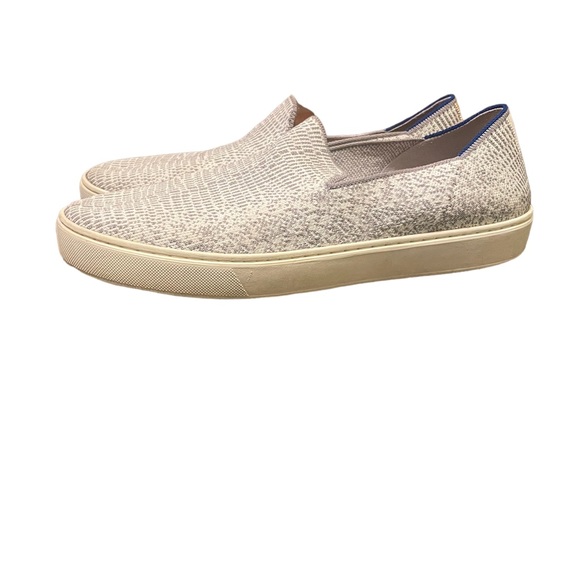 Rothy's The Sneaker Size 10.5 US Light Gray & White Opal Python Patterned - Picture 4 of 6